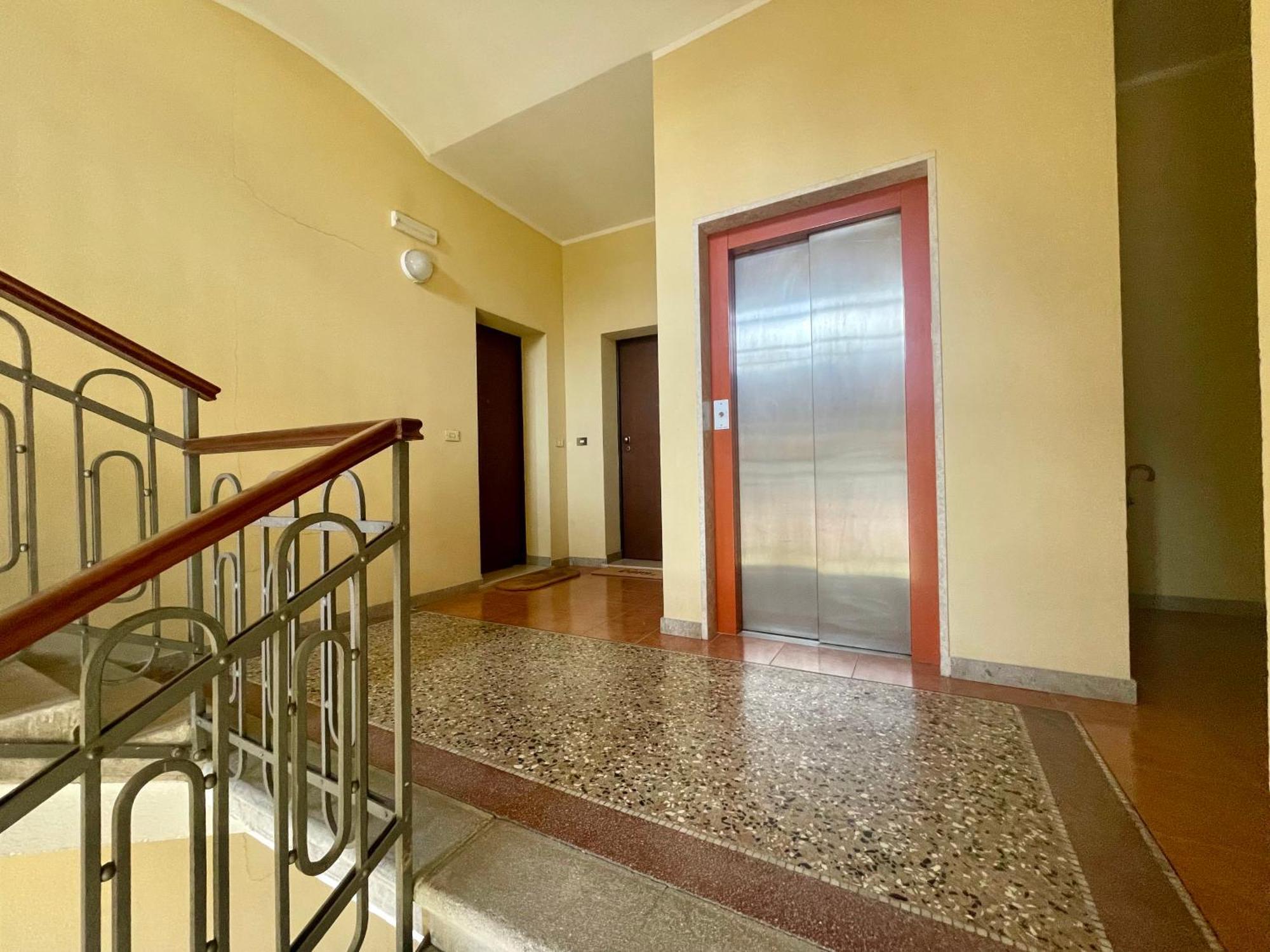 Loving My Rooms 2 - Delizioso Appartamento In Centro Gorizia Ngoại thất bức ảnh
